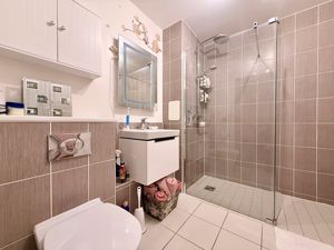 Photo 13- click for photo gallery